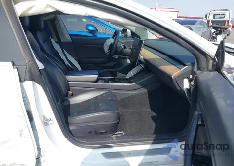 2020 Tesla Model 3 Standard Range Plus Rear-Wheel Drive/Standard Range Rear-Wheel Drive from USA, damaged, VIN 5YJ3E1EA8LF804543